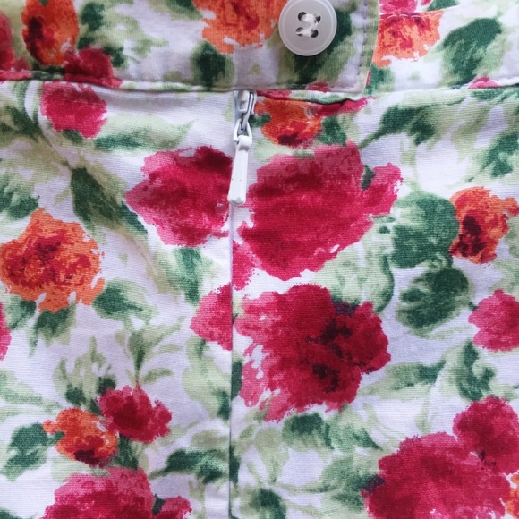 Axcess Liz Claiborne 12 Floral Stretch Skirt  - Picture 4 of 8